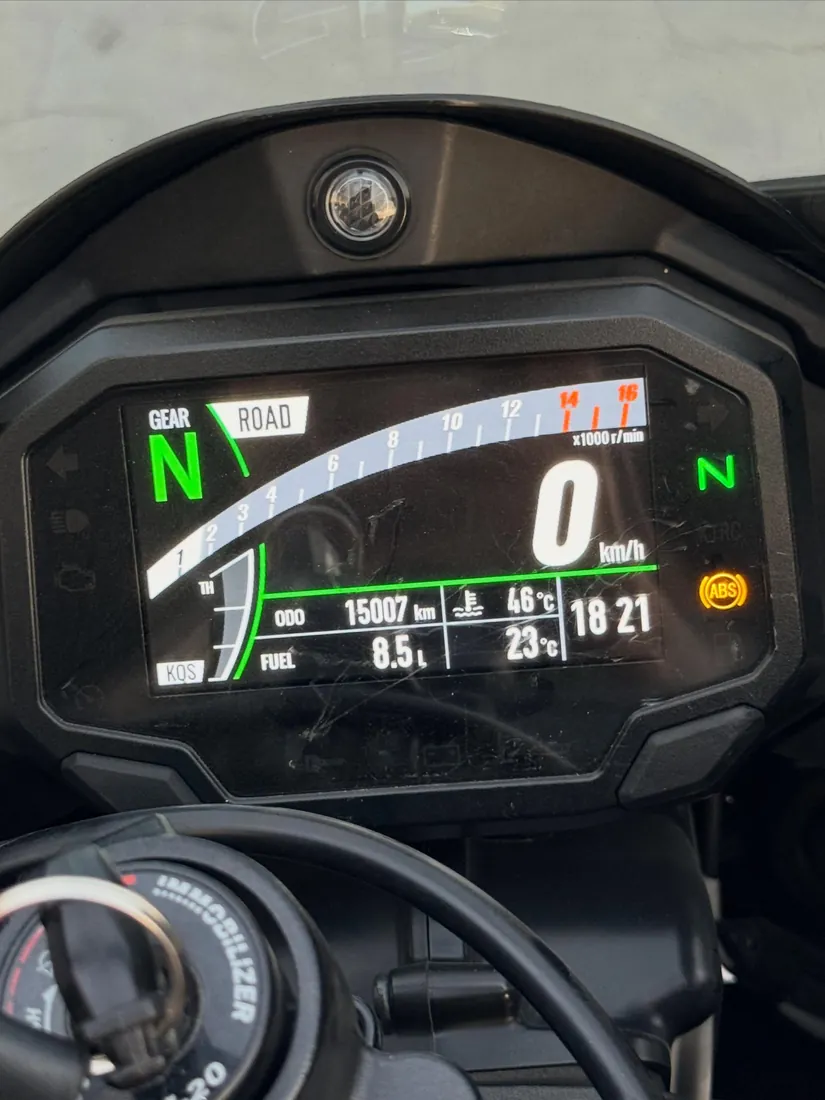 Kawasaki Ninja ZX-10R 5