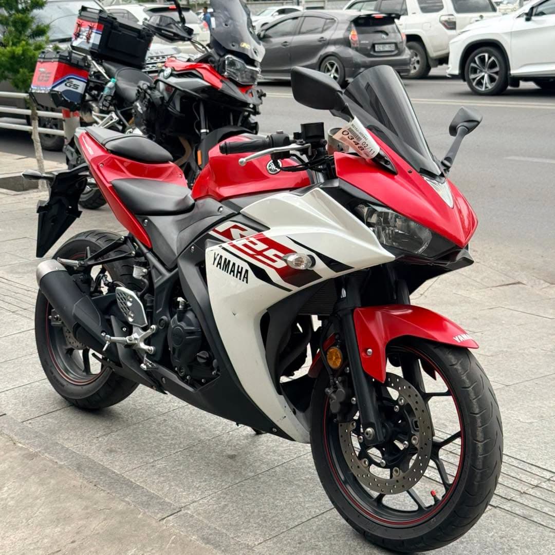 Yamaha R25