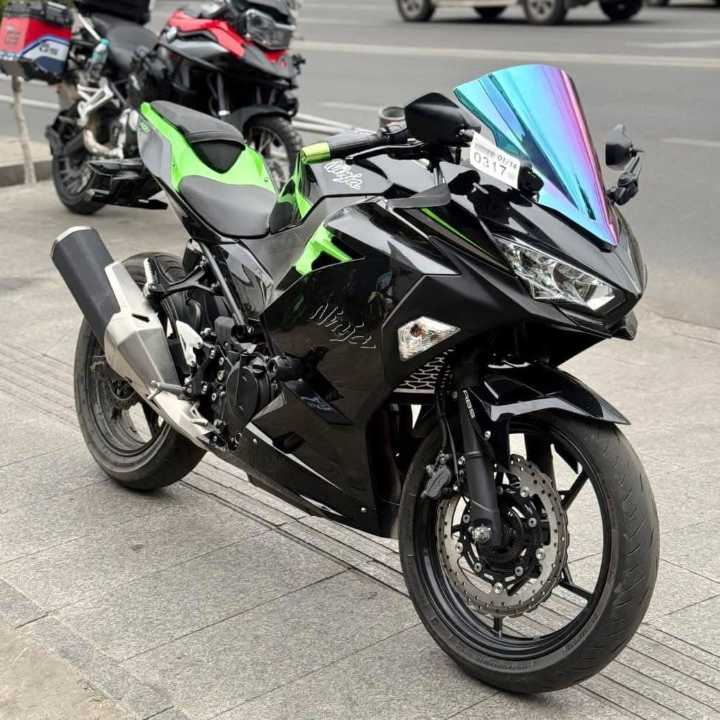 Kawasaki Ninja 400