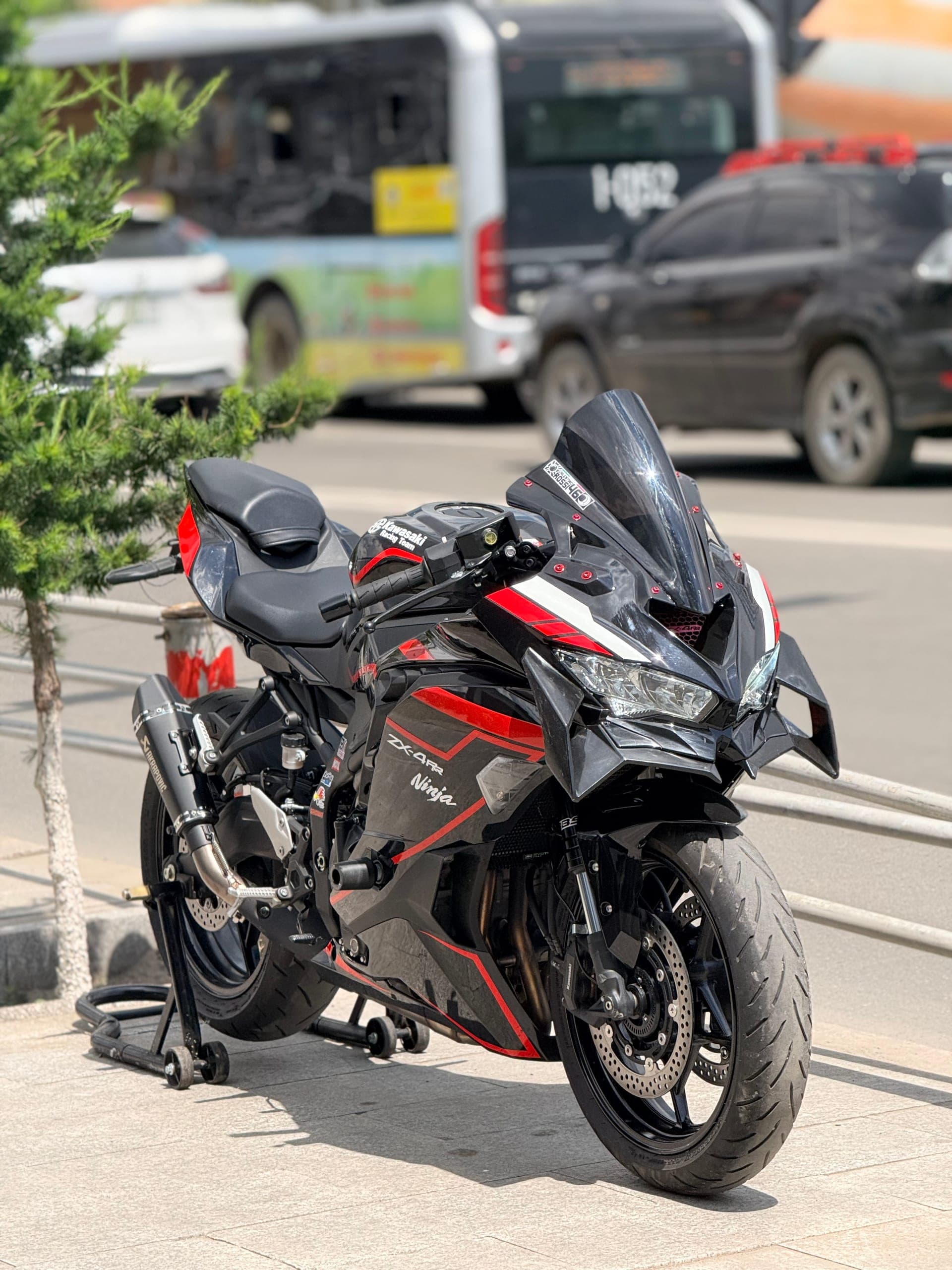 Kawasaki ZX4R